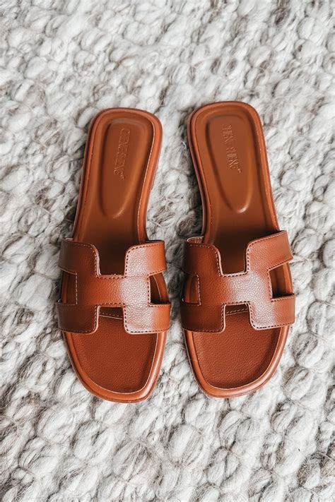 schlappen hermes|hermes oran sandals dupes.